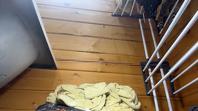 MissEvelynGlow live sex cam