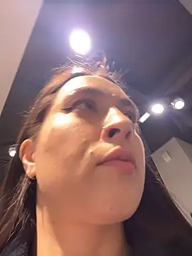 Holly_Play live sex cam