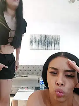 publicdesiary's cam snapshot