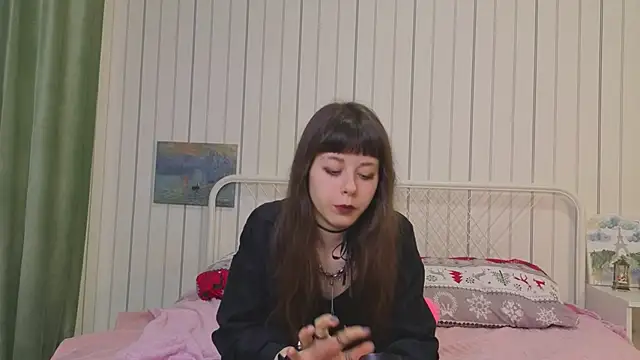 BellaLewter's cam snapshot