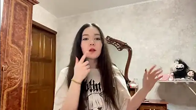 CrunchBerries's cam snapshot