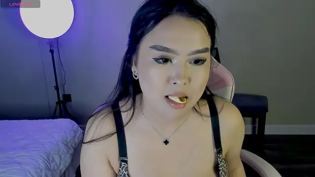 Koyoomi_asian's cam snapshot