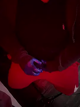 Tassiagay's cam snapshot