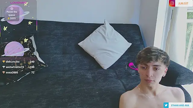 ethan_and_ava live sex cam