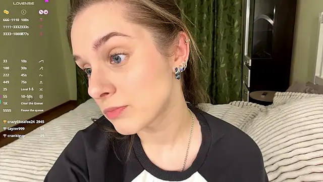 MiaBlanko's cam snapshot