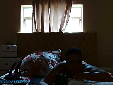 TAMARADEE4KINGS's cam snapshot