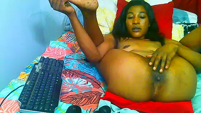 freaky_naughty's cam snapshot