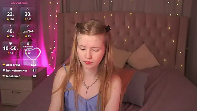 LilianHoward's cam snapshot