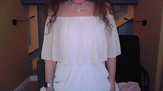 EllaLong's cam snapshot