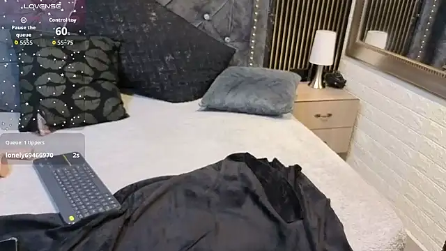 charlotte__G's cam snapshot