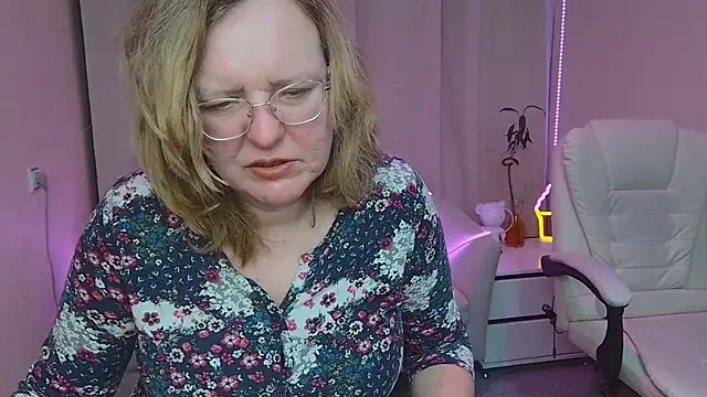 VestaWoody's cam snapshot