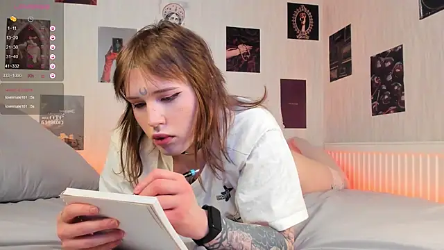 Alice_moonshard live sex cam