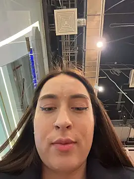 Holly_Play live sex cam