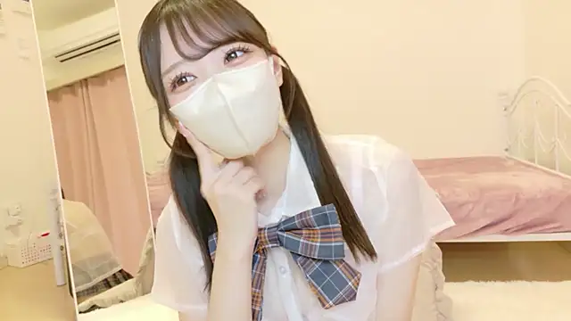 roachan_ live sex cam