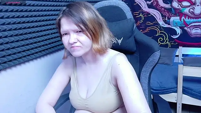 Nora_lovvvv's cam snapshot