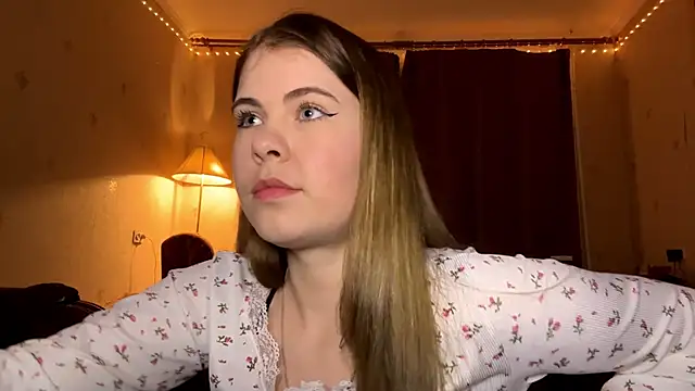 MaevAmy's cam snapshot