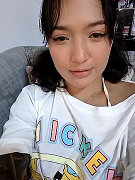 Lilitth_'s cam snapshot