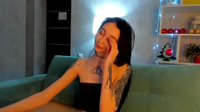 Ellen_Hops's cam snapshot