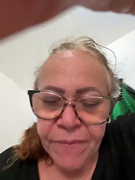 Granny6boys's cam snapshot