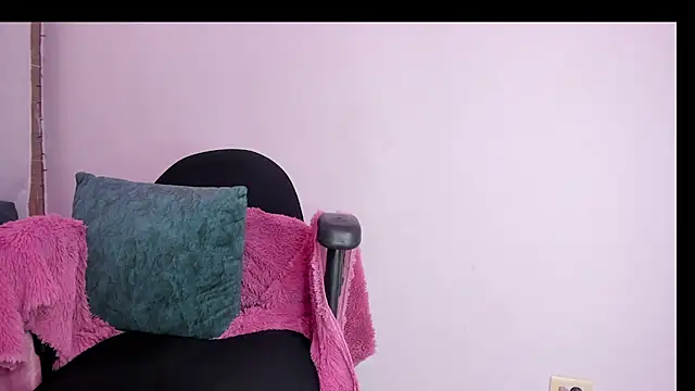 Theran_'s cam snapshot