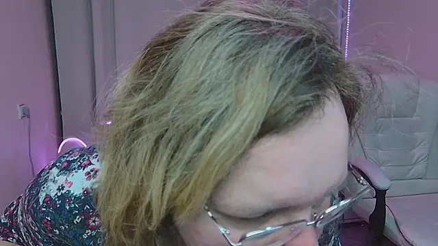 VestaWoody's cam snapshot