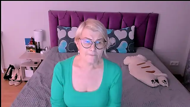 sabrinamacmarren's cam snapshot