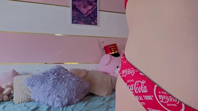 Charlotte__Miller's cam snapshot