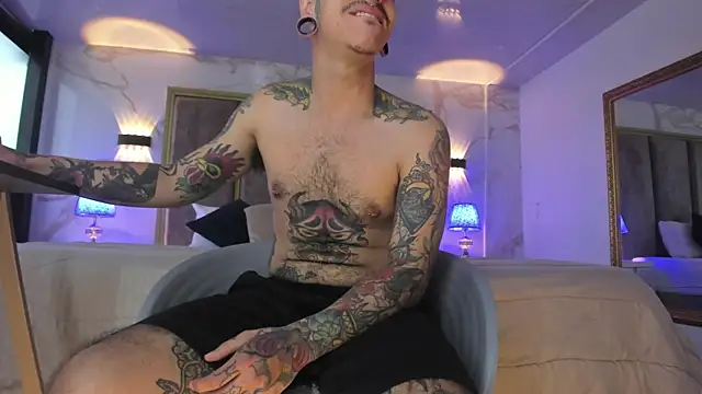 kaletattoo's cam snapshot