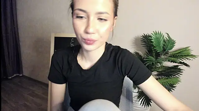 Aurora_Glow21's cam snapshot