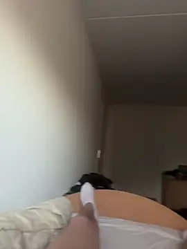 JerkingRob's cam snapshot