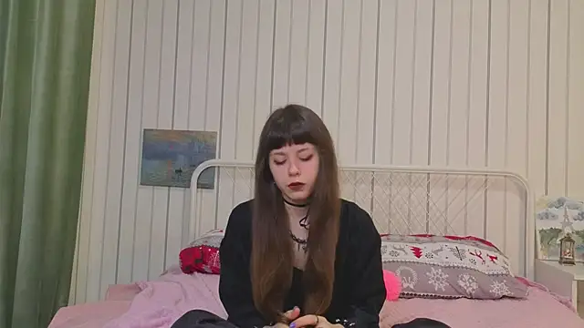 BellaLewter's cam snapshot