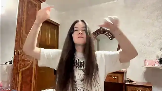 CrunchBerries's cam snapshot