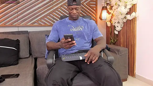 MarcusBlack_'s cam snapshot