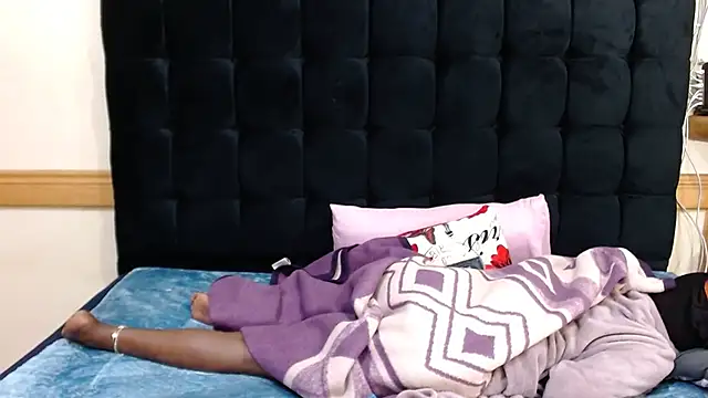 SexyAdelexx's cam snapshot