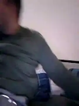 pacakiraly21's cam snapshot