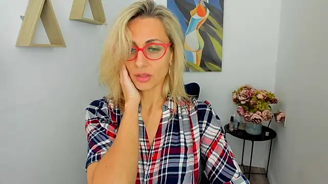 MuseOfStage live sex cam