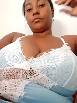 MichelyMaia live sex cam