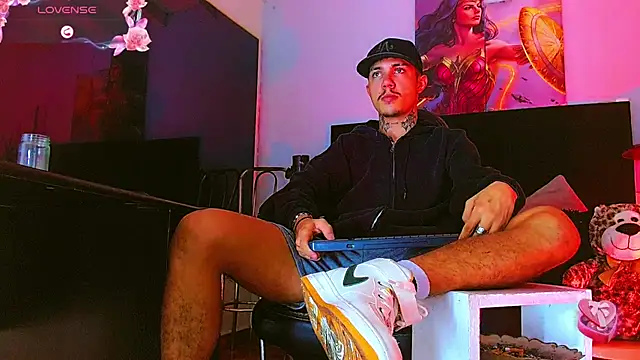 HannibalLester live sex cam