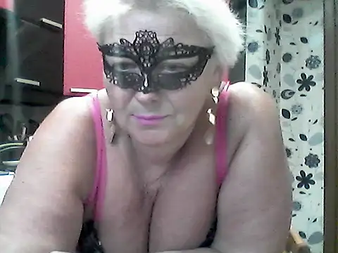 Lisa_Suzie's cam snapshot