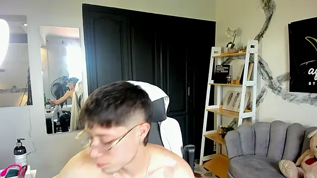 marcuscollins1_'s cam snapshot