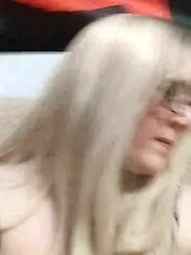 Amelialove42's cam snapshot