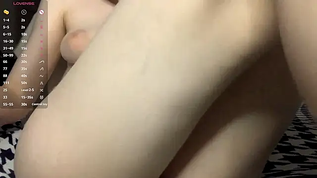 CletaMaciejewski's cam snapshot