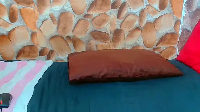 AfricanBigAssxx98's cam snapshot