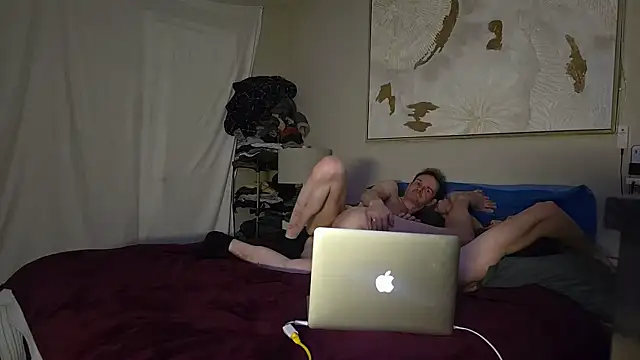 Mrkarizma's cam snapshot