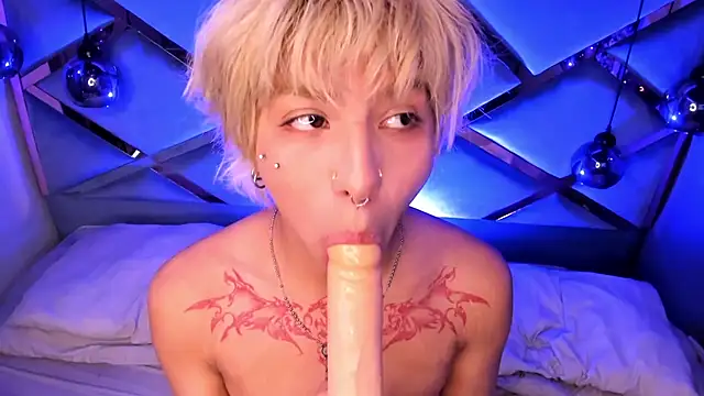 OliIverr22 live sex cam