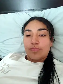 AmberGold-'s cam snapshot