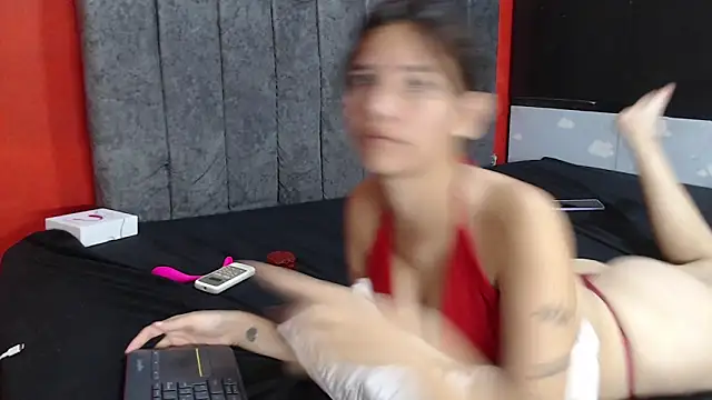 FerneyManti live sex cam