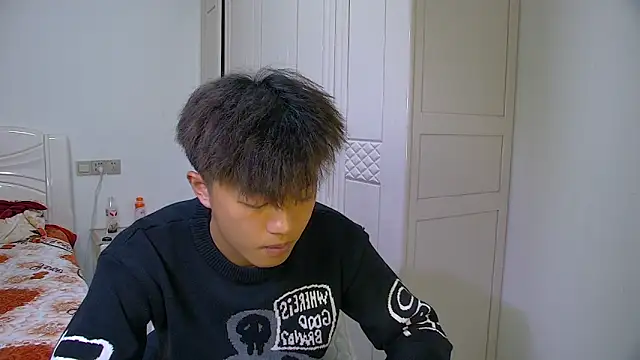 Chocolates-001 live sex cam