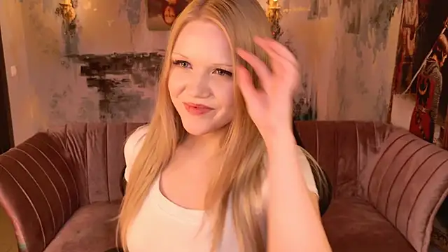 ChloeWhite's cam snapshot