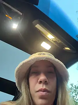 Bigbuttbrooklynn live sex cam